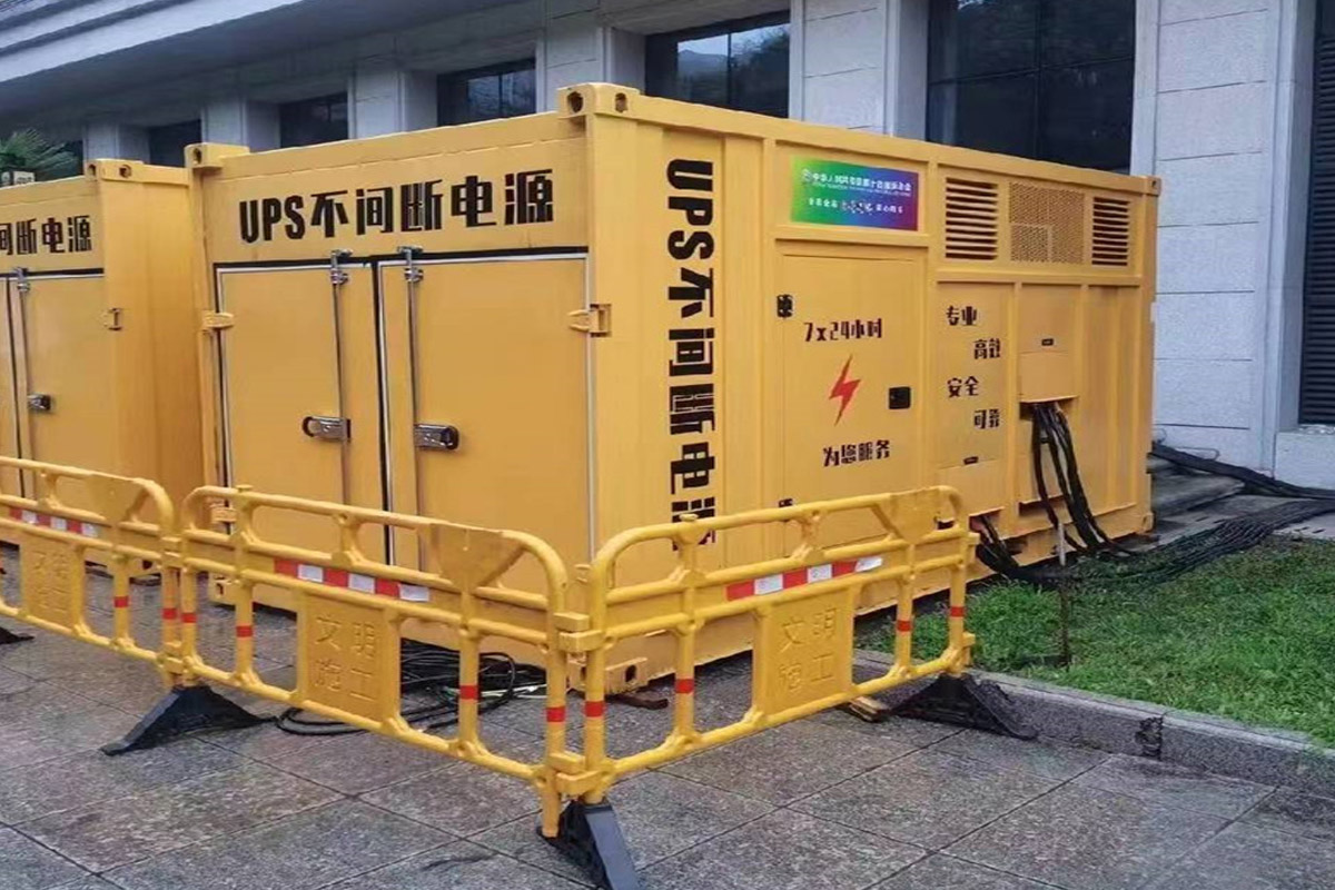 崇仁发电机租赁施工现场